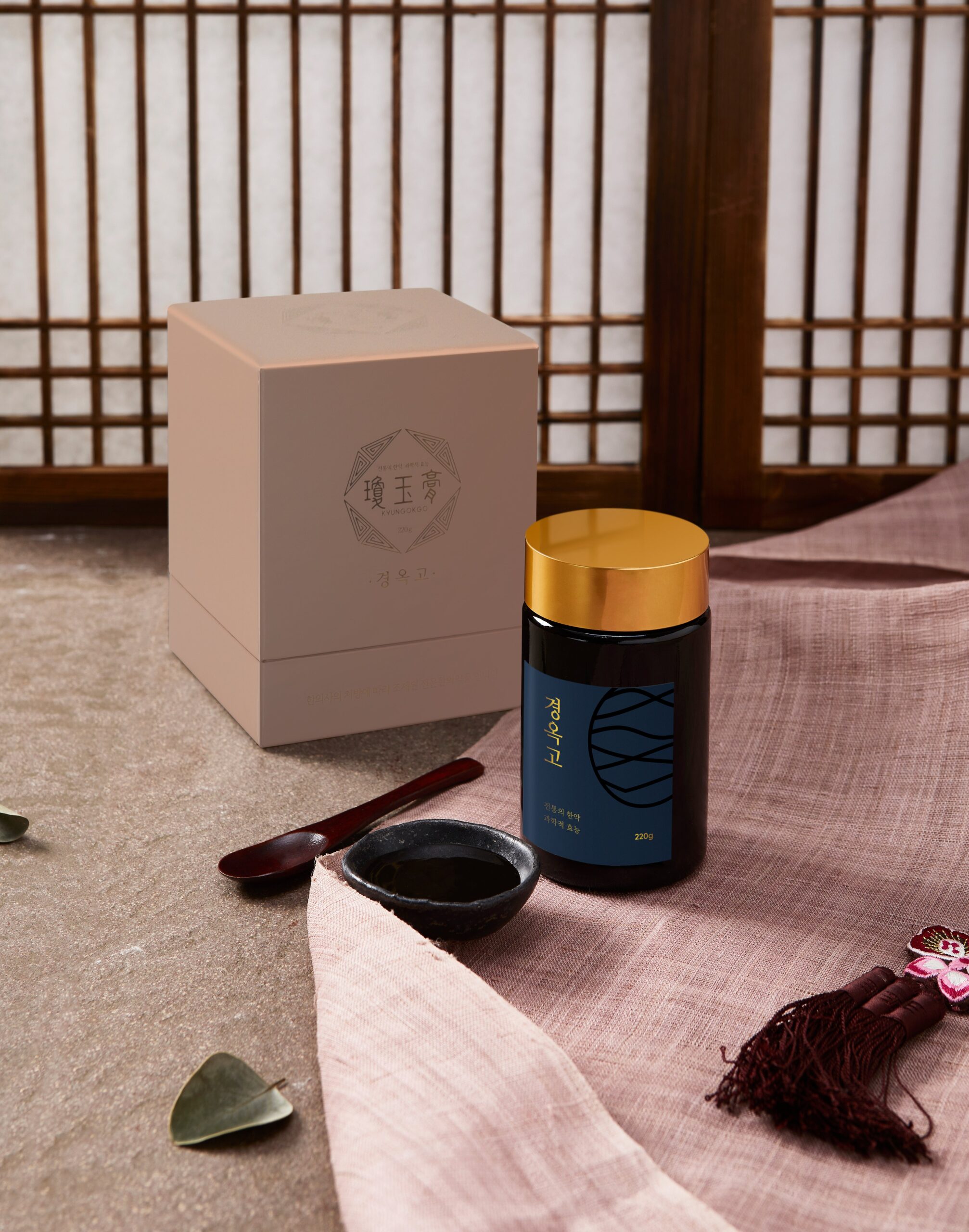 Suryoin Pink 琼玉膏